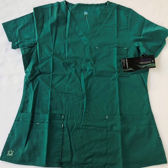 Scrub set in women by Meavn - Picture 1 of 6